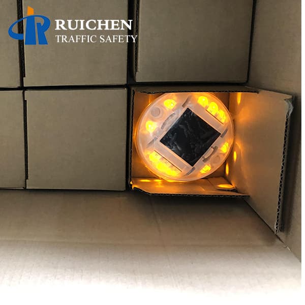 <h3>Amber Solar Stud Light For Pedestrian In South Africa-RUICHEN </h3>
